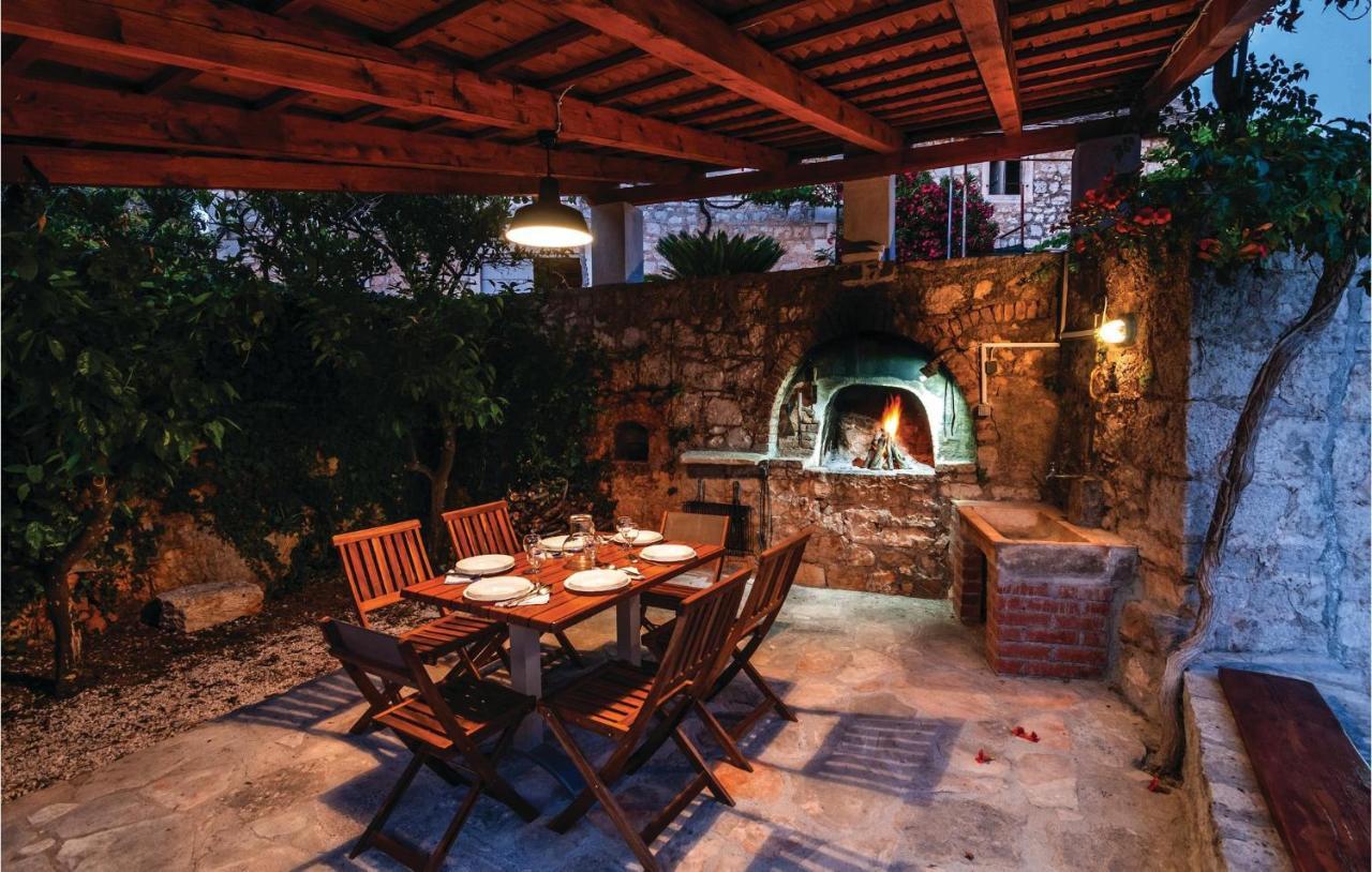 Cozy In Bobovisca With Outdoor Swimming Pool